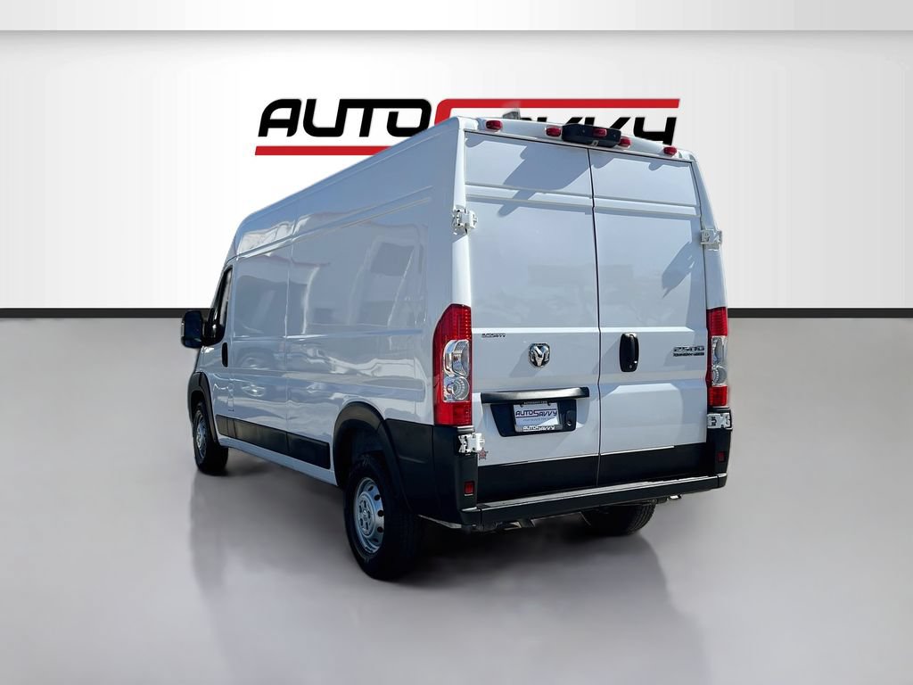 Used 2023 RAM ProMaster 2500 w/ Convenience Group FWD image 5