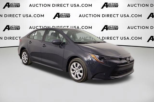 Used 2025 Toyota Corolla LE FWD image 39