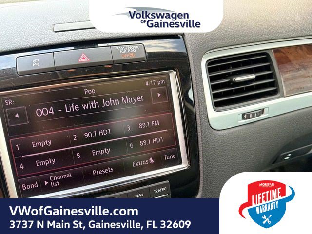 Used 2014 Volkswagen Touareg Executive AWD/4WD image 20