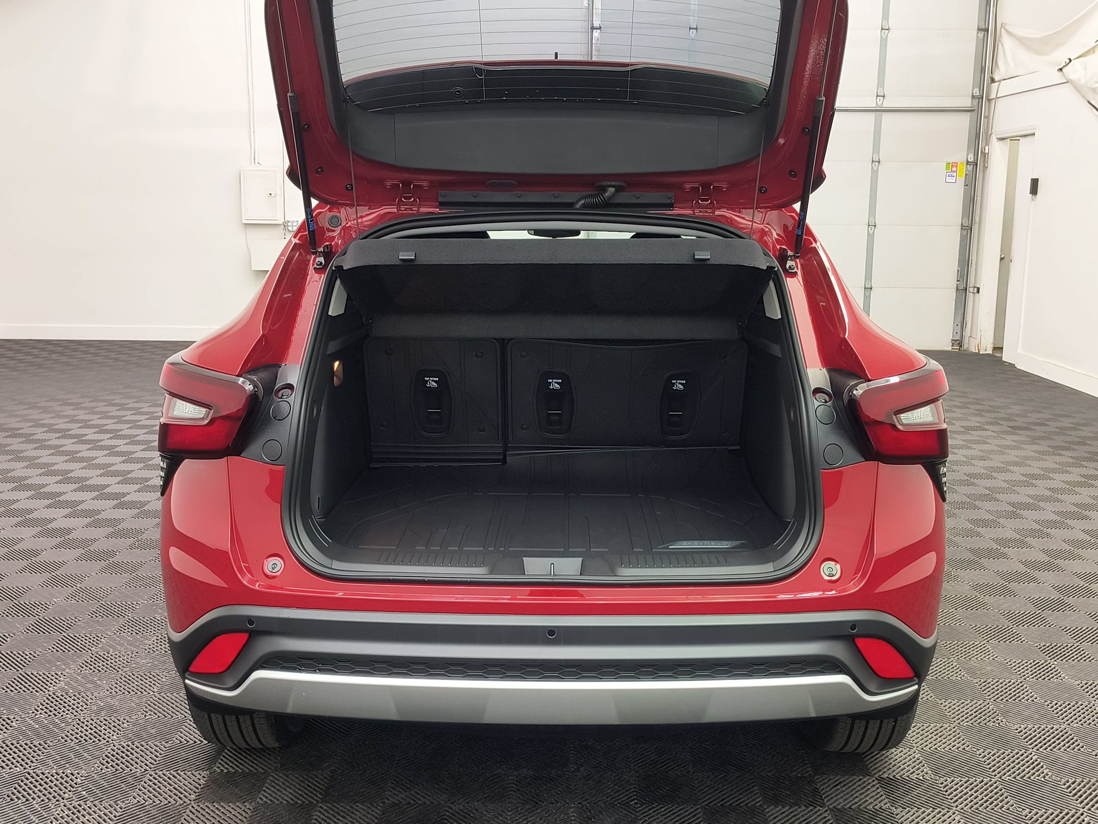 New 2026 Chevrolet Trax LT w/ Driver Confidence Package FWD image 21