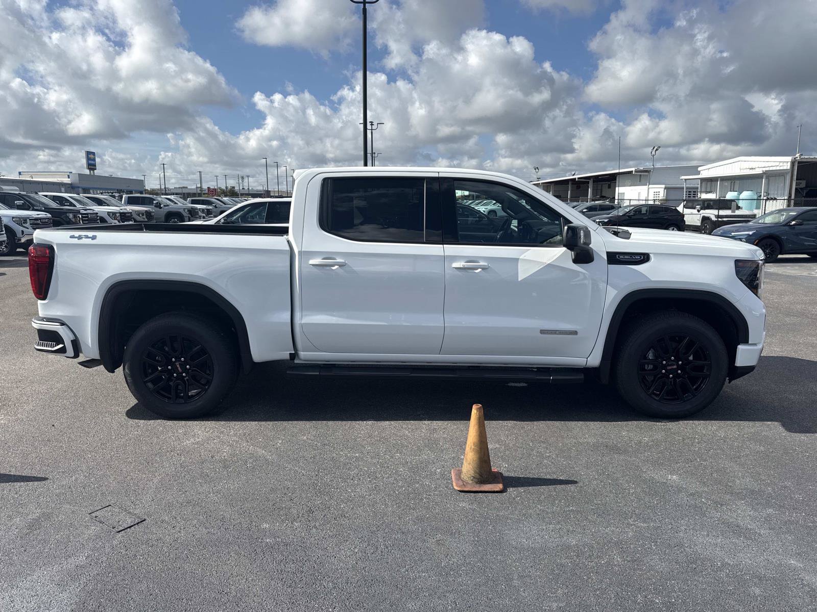 New 2026 GMC Sierra 1500 Elevation w/ Elevation Premium Package AWD/4WD image 2