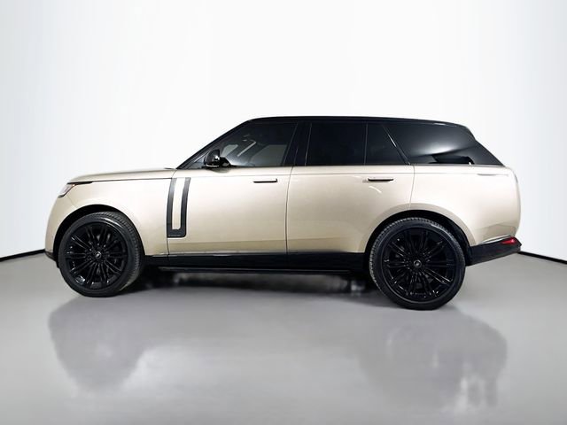 Used 2023 Land Rover Range Rover Autobiography image 8