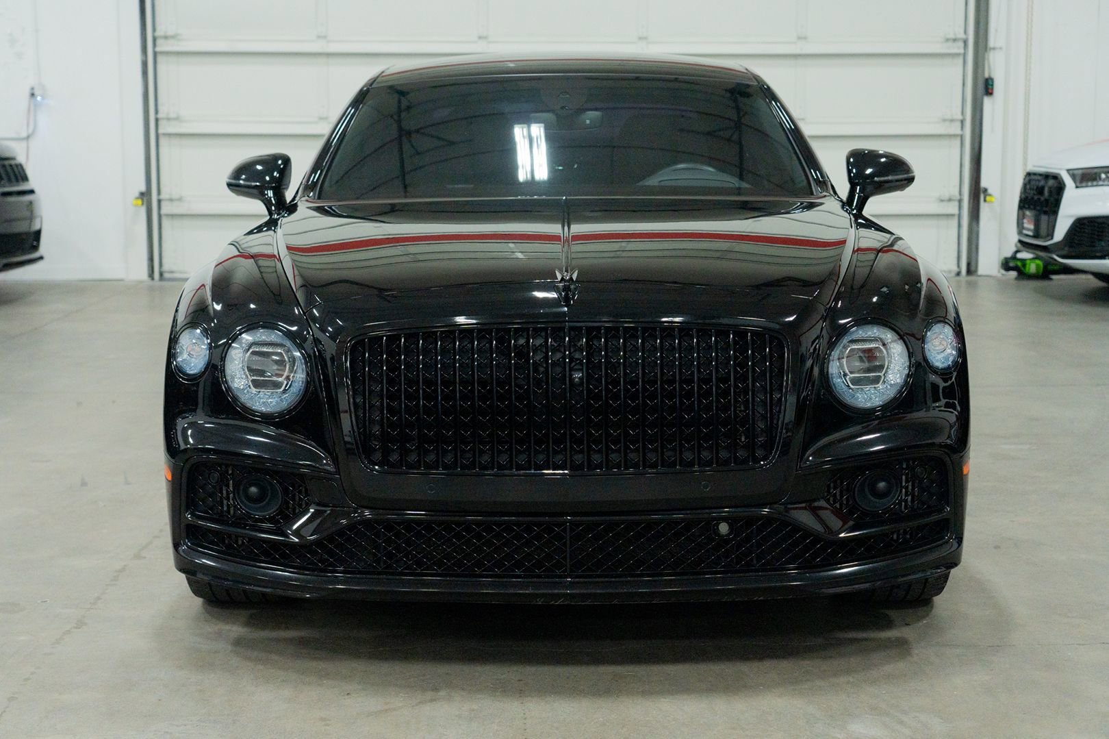 Used 2021 Bentley Flying Spur V8 image 2