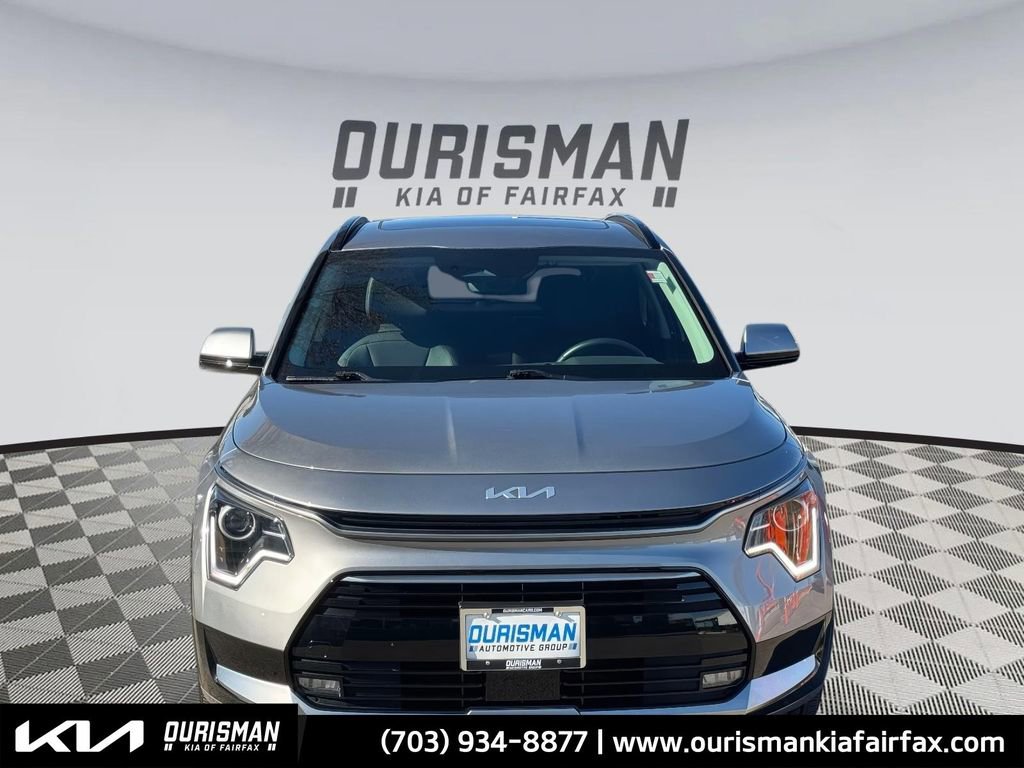 Used 2023 Kia Niro EX Touring image 28