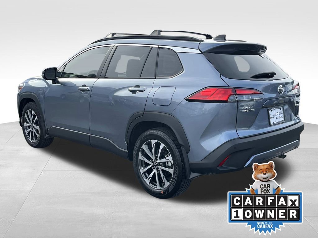 Used 2025 Toyota Corolla Cross XLE w/ Convenience Package image 6