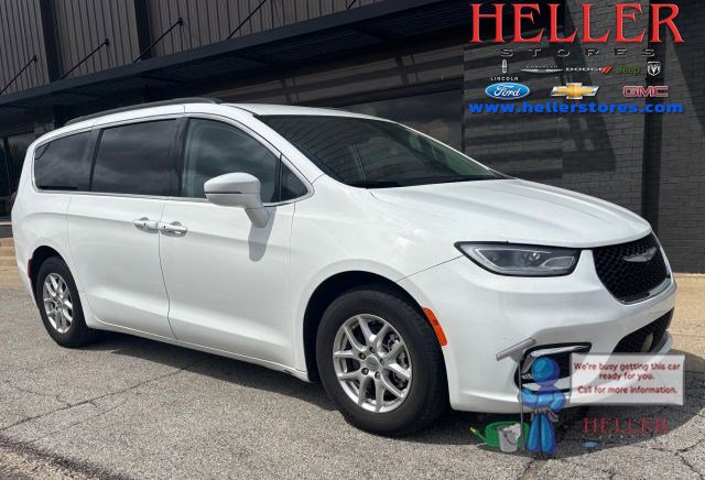 Used 2022 Chrysler Pacifica Touring-L