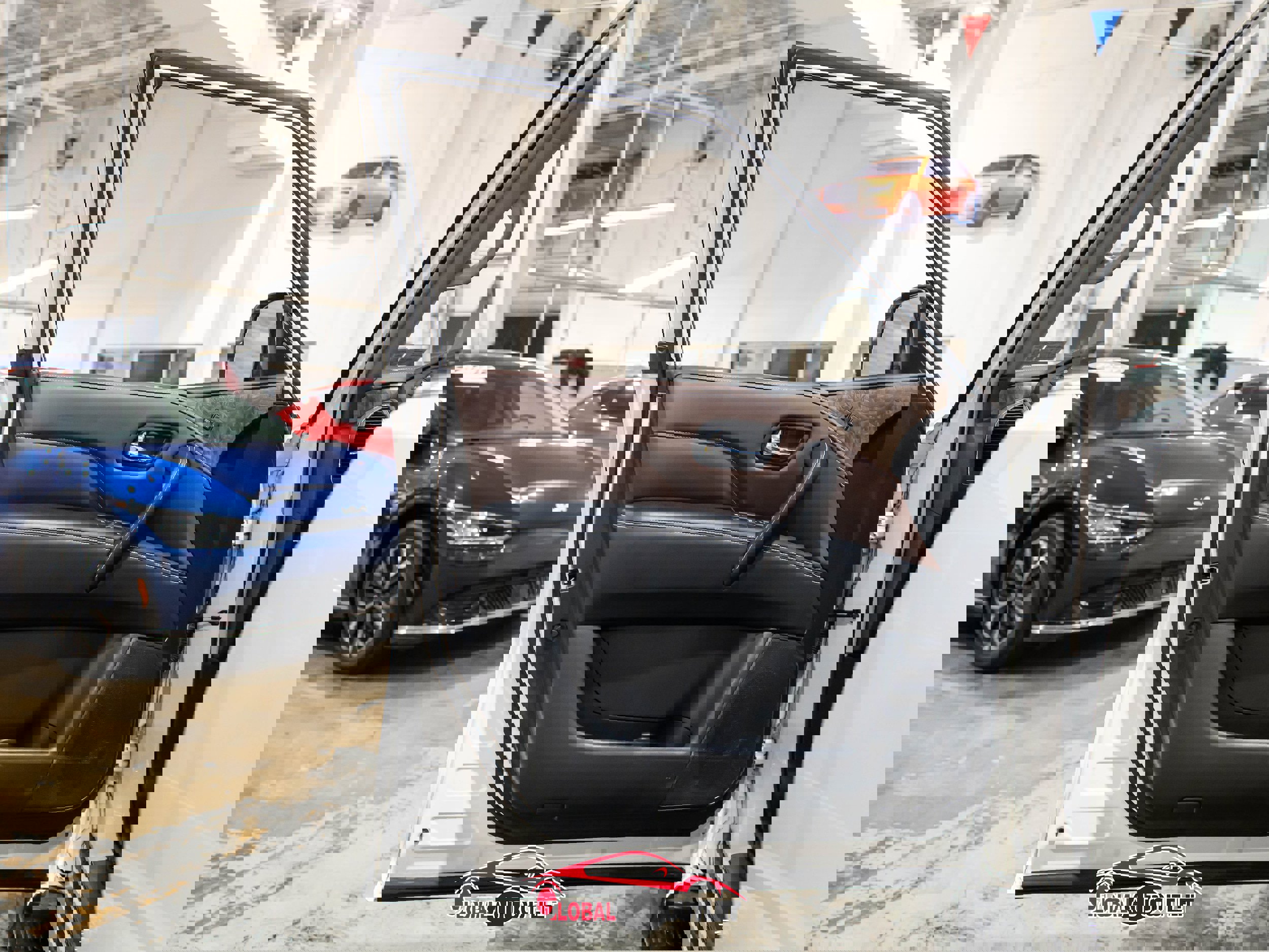 Used 2021 INFINITI QX80 Premium Select w/ All-Season Package image 43