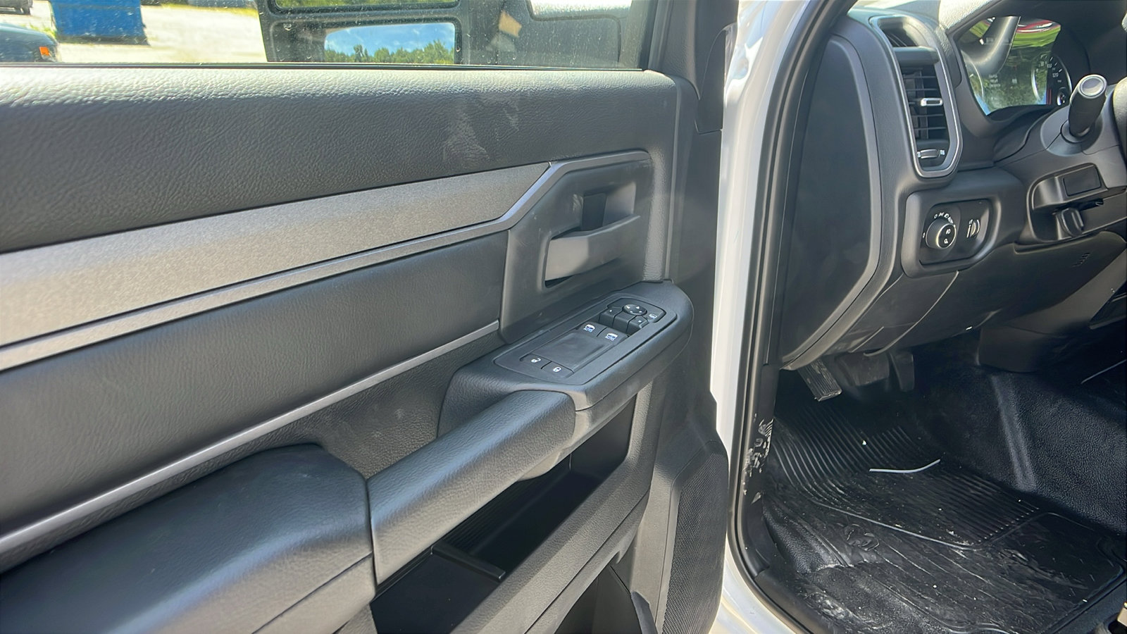 New 2025 RAM 5500 Tradesman image 15