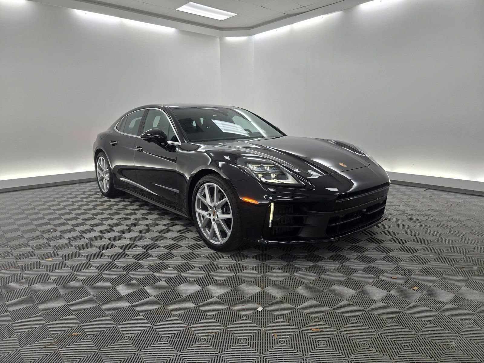 New 2026 Porsche Panamera image 7