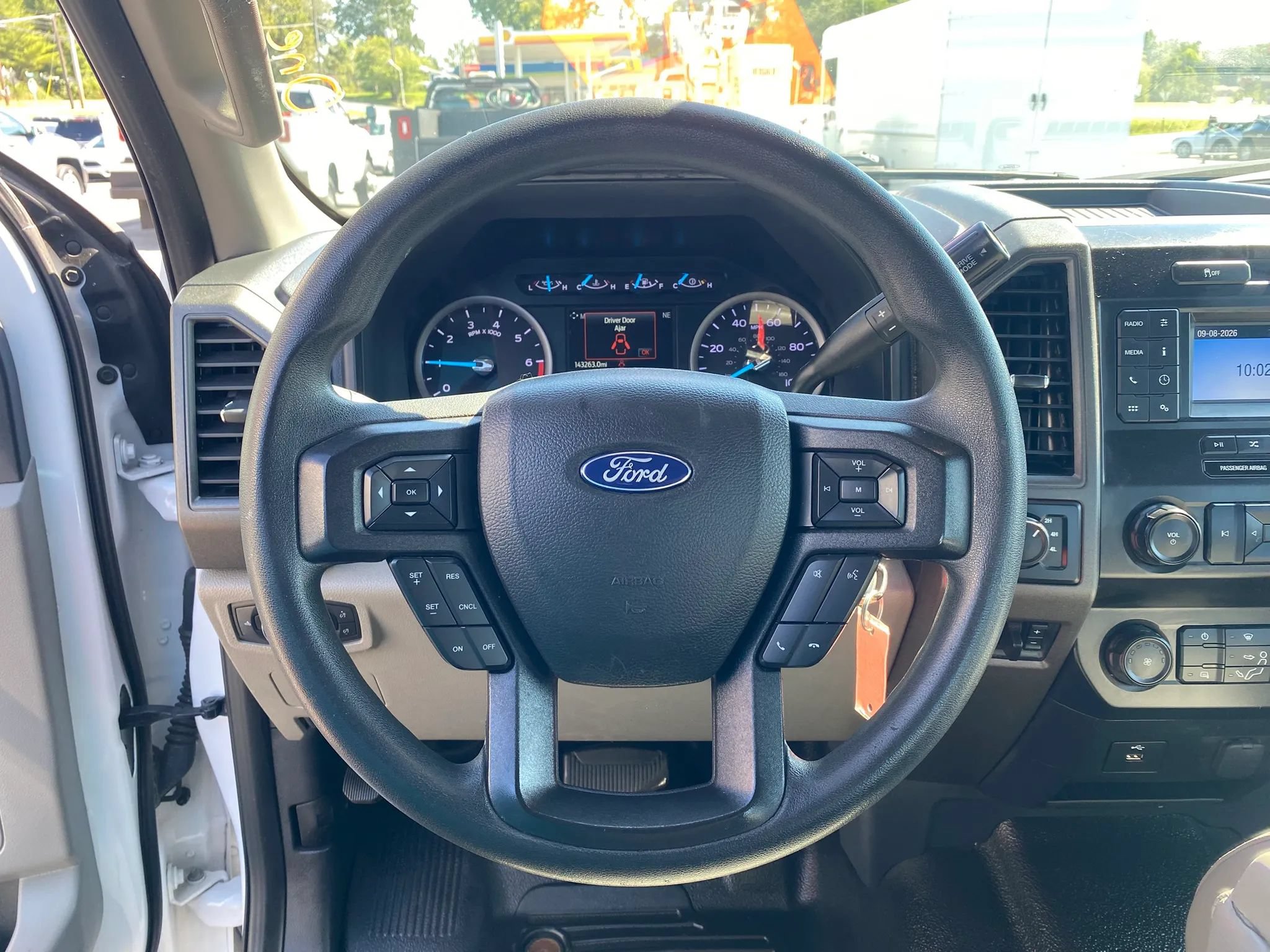 Used 2022 Ford F250 XL w/ Power Equipment Group AWD/4WD image 11