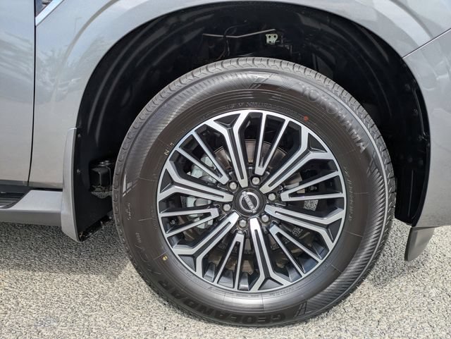 New 2026 Nissan Armada SL w/ Captain's Chari Seat Package AWD/4WD image 11