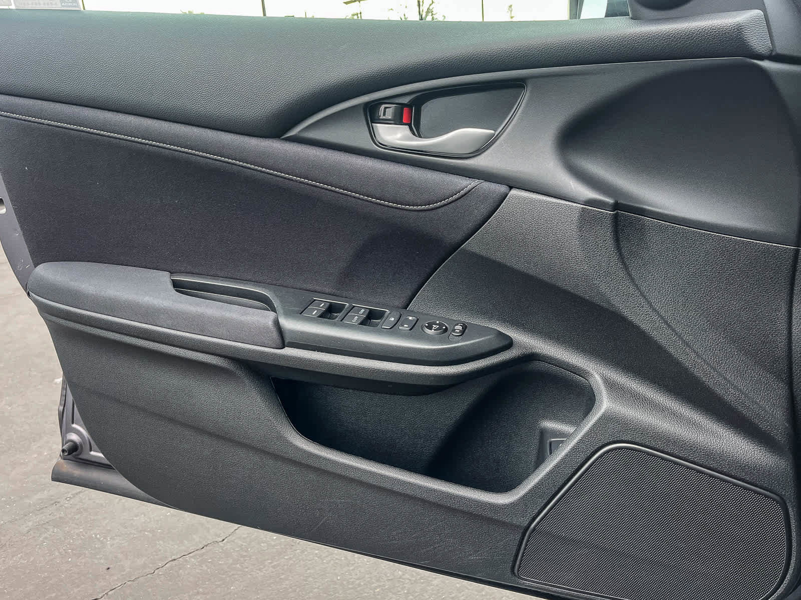 Used 2019 Honda Insight EX image 19