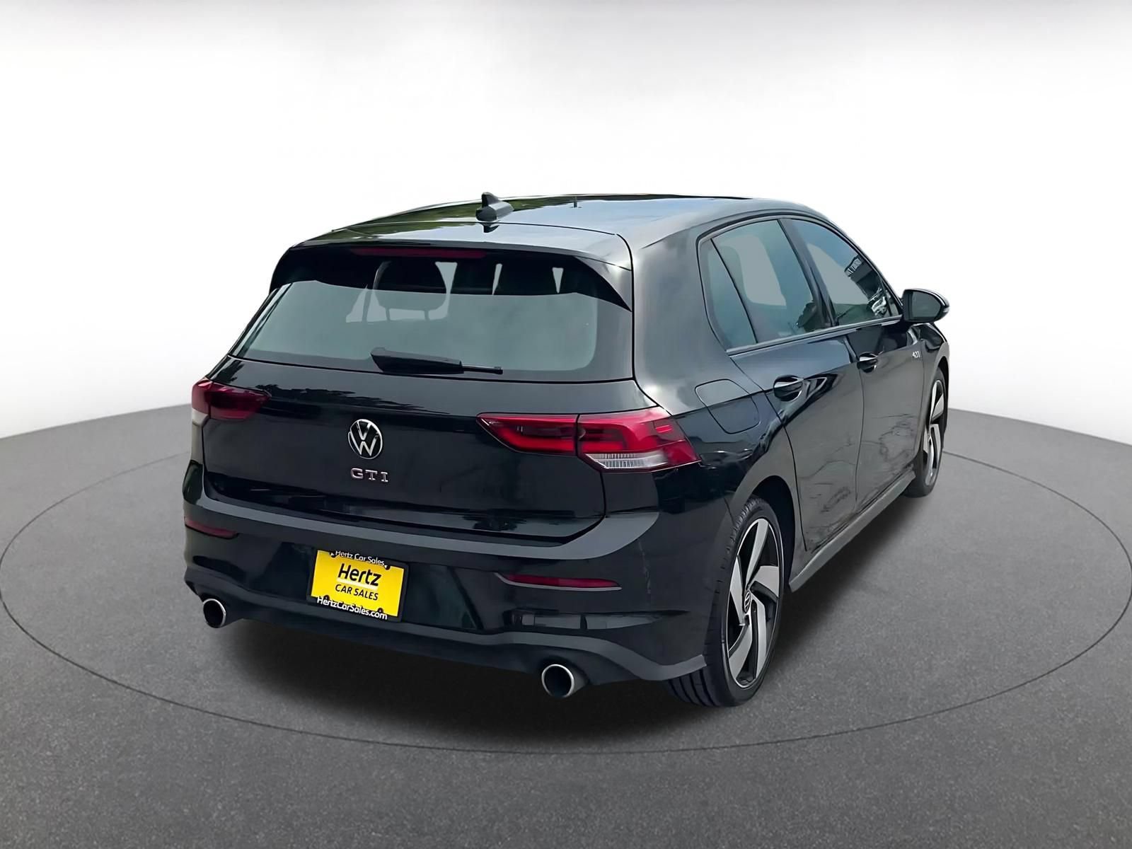 Used 2026 Volkswagen Golf S FWD image 13