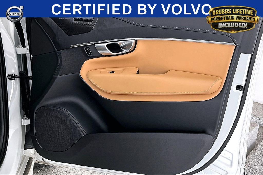 Used 2023 Volvo XC90 T8 Ultimate w/ Protection Package AWD/4WD image 20