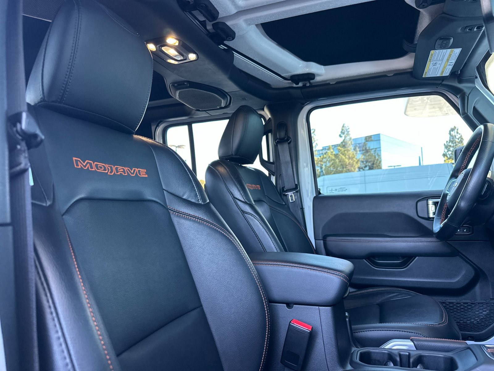 Used 2022 Jeep Gladiator Mojave AWD/4WD image 17