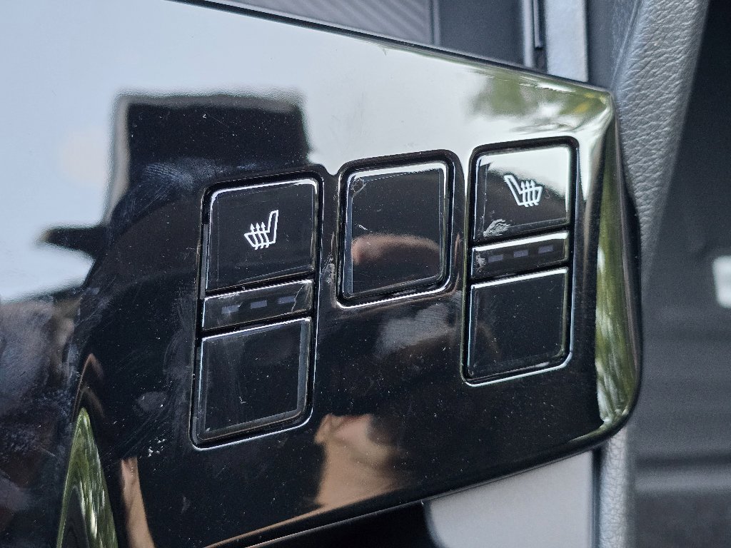 New 2025 Kia Sportage LX image 11