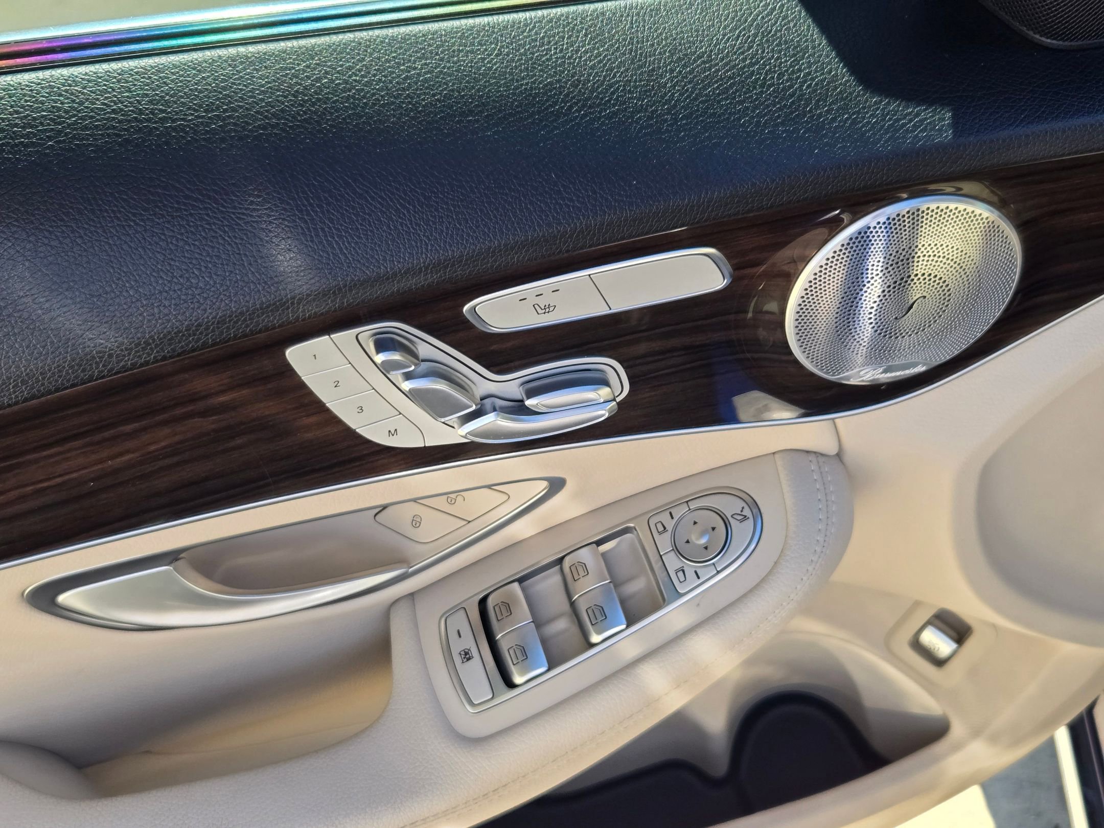 Used 2021 Mercedes-Benz C 300 Sedan image 12