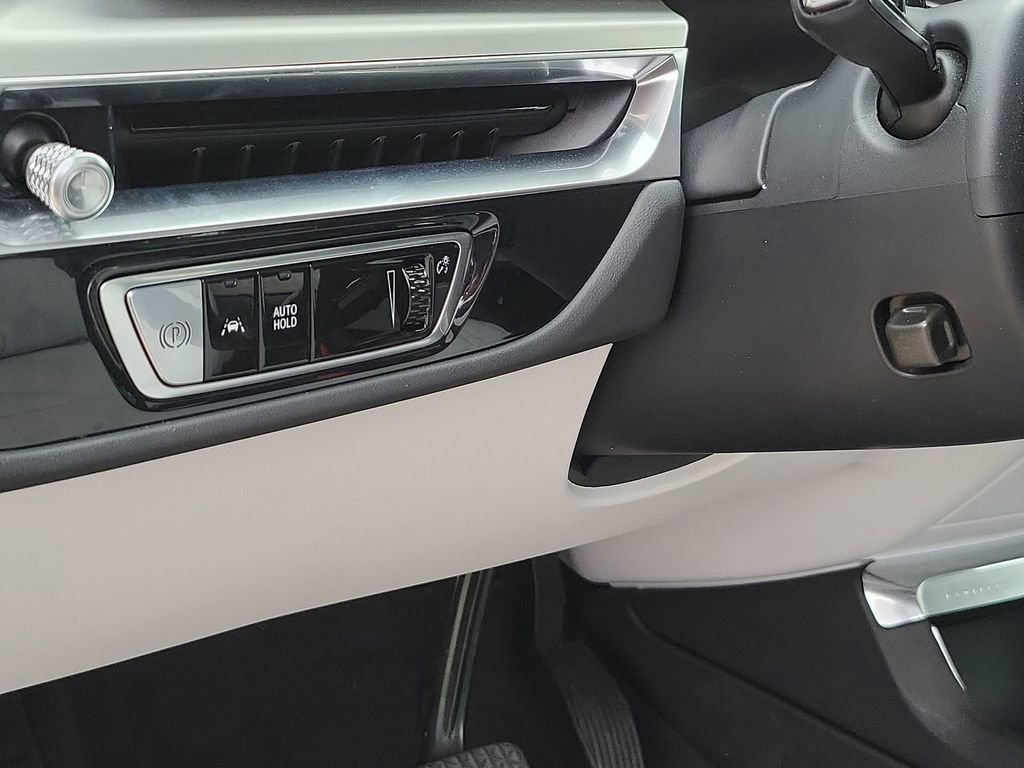 Certified 2024 Cadillac Lyriq Luxury w/ LPO, Floor Liner Package image 17