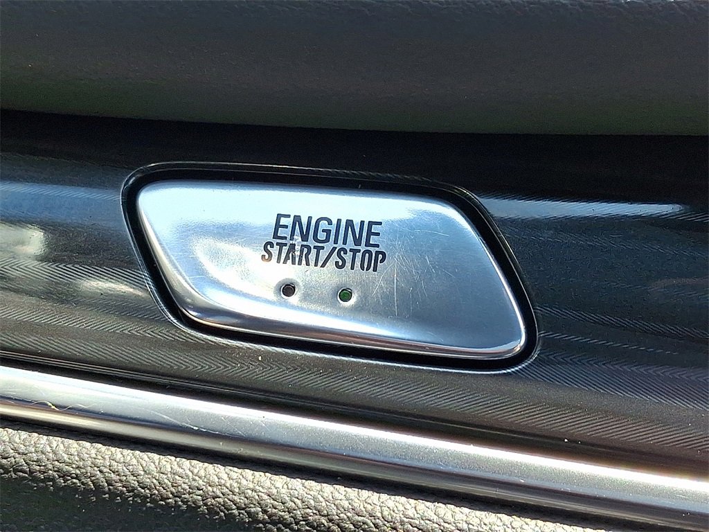 Certified 2022 Buick Enclave Essence w/ Experience Buick Package image 28