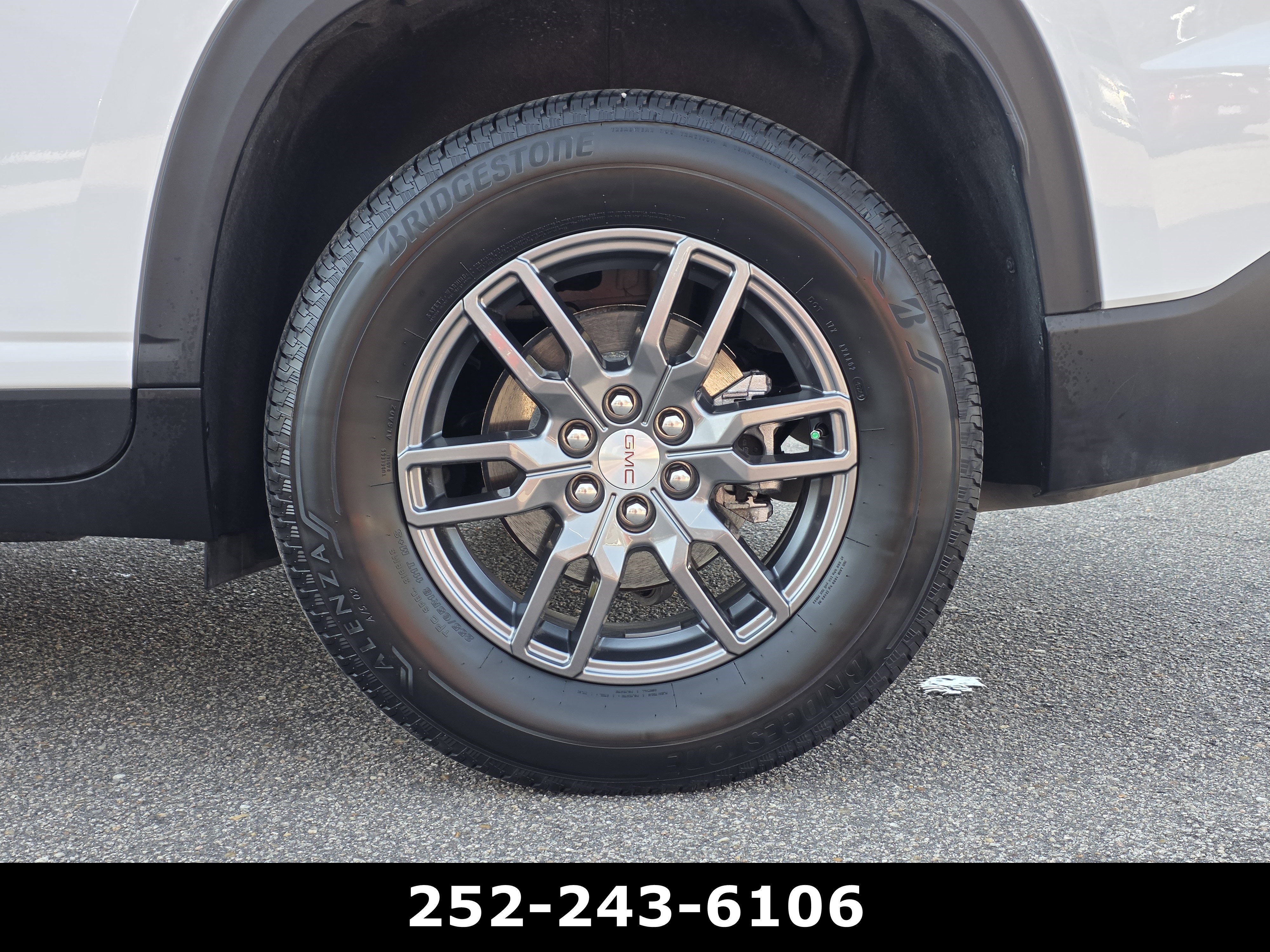 Used 2025 GMC Acadia Elevation FWD image 48
