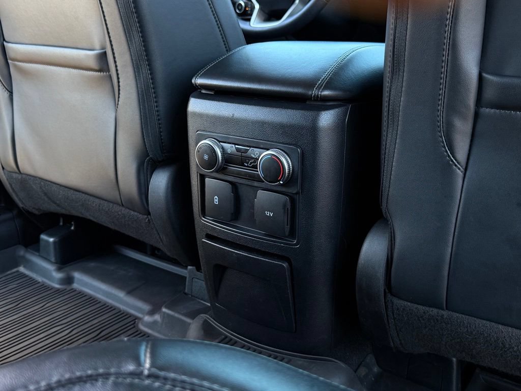 Used 2024 Ford Explorer XLT w/ Equipment Group 202A AWD/4WD image 18