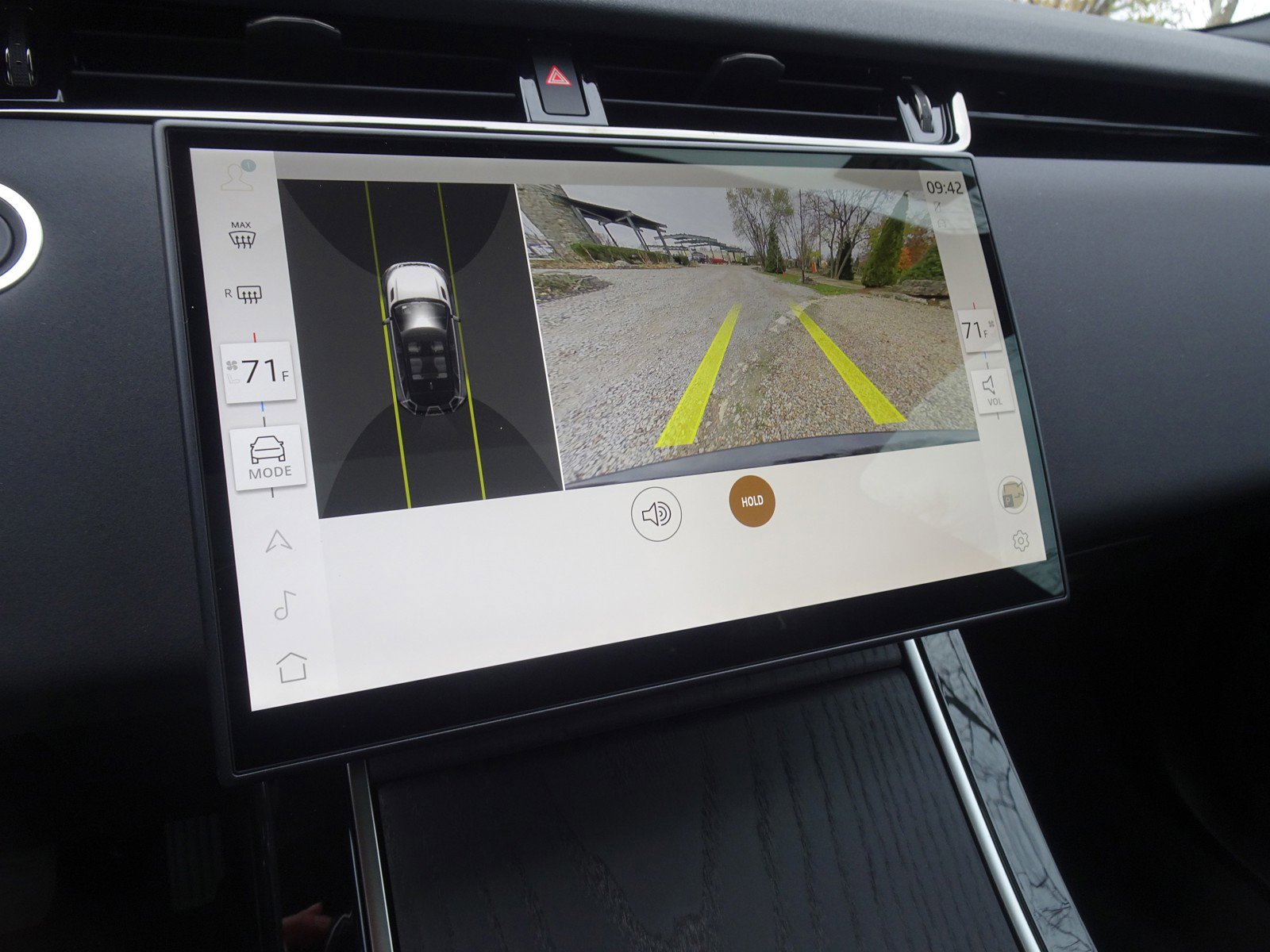 New 2025 Land Rover Range Rover Evoque S image 21