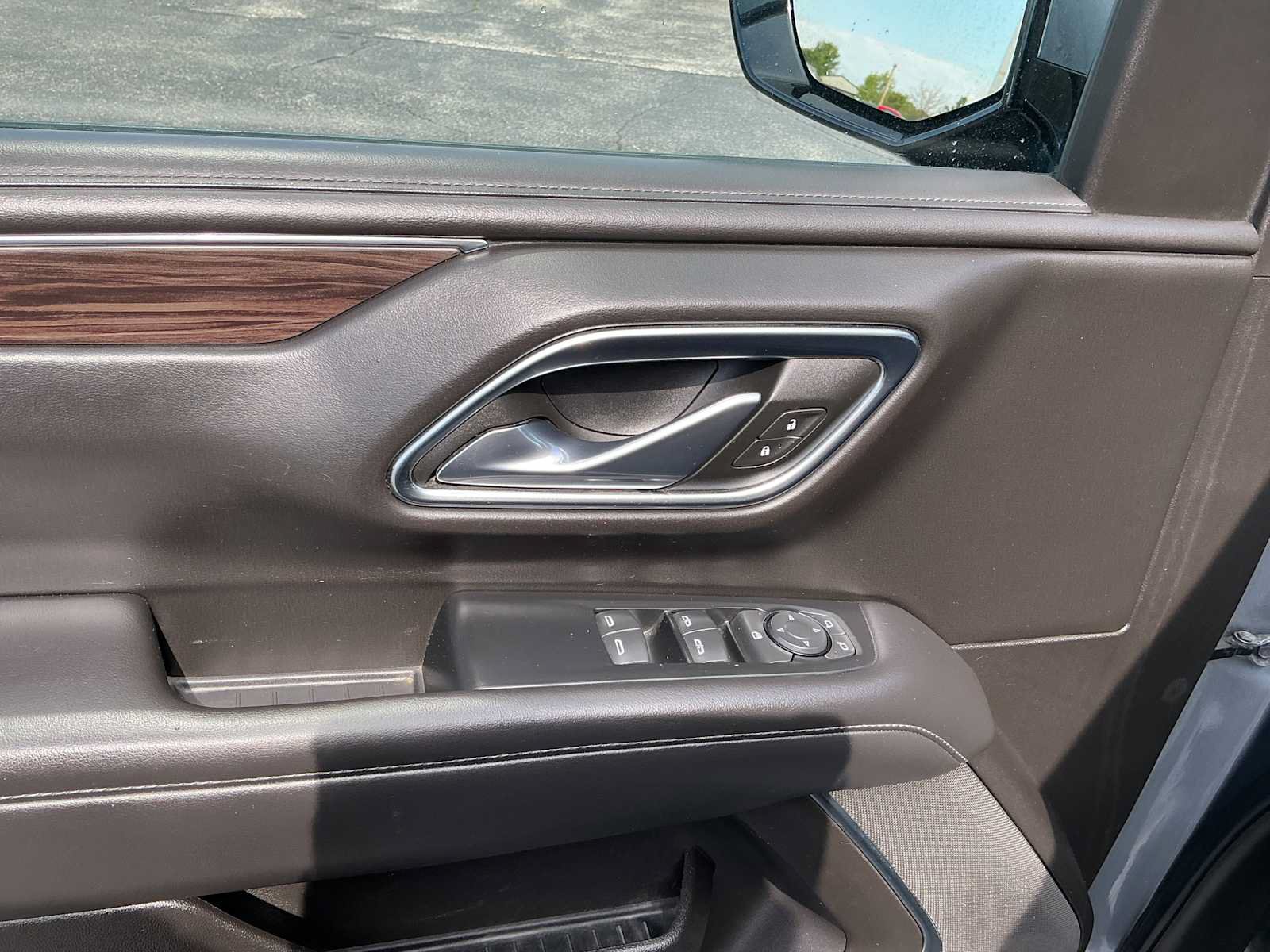 Used 2021 Chevrolet Tahoe 4WD image 21
