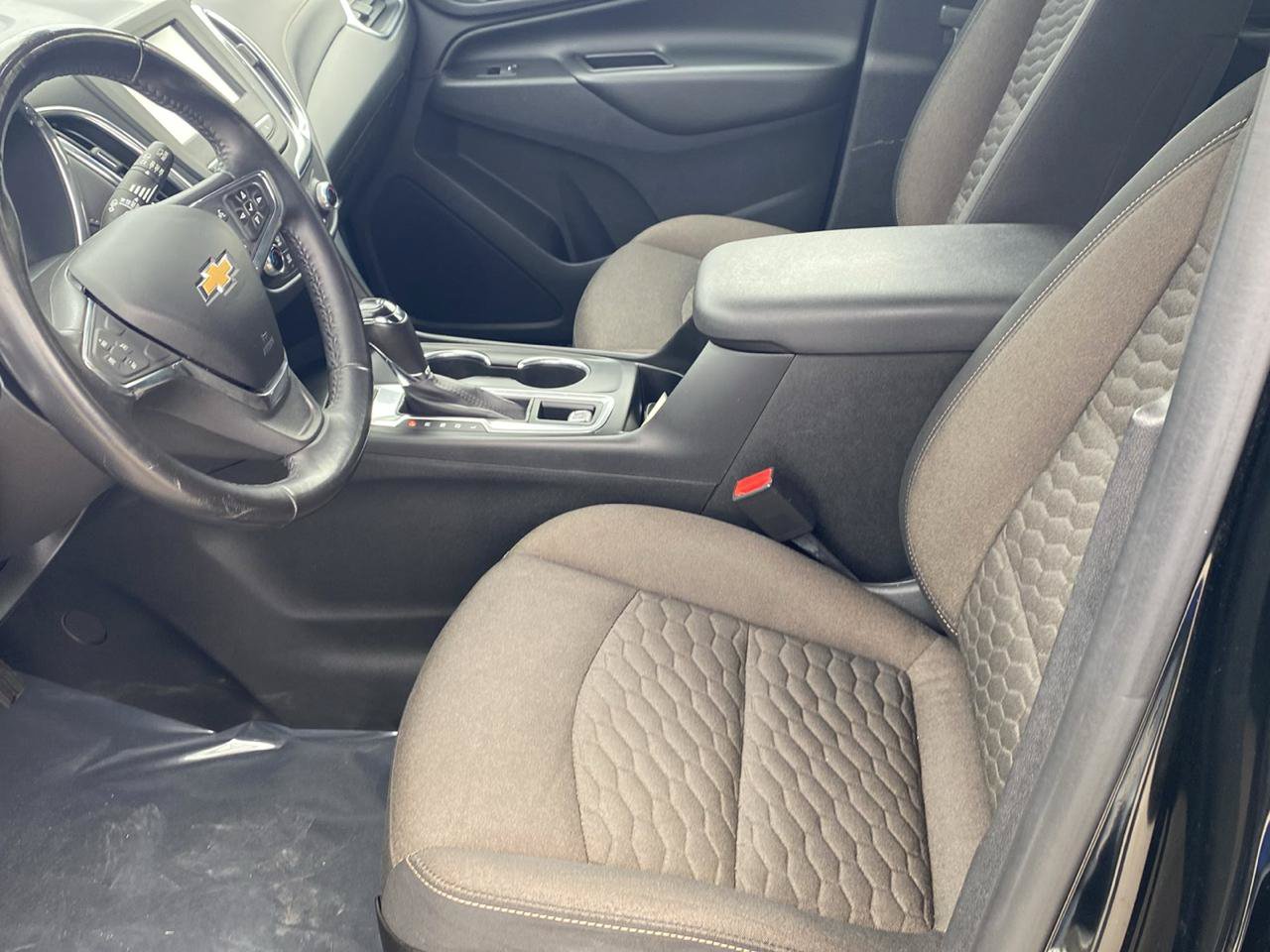 Used 2018 Chevrolet Equinox LT AWD/4WD image 14