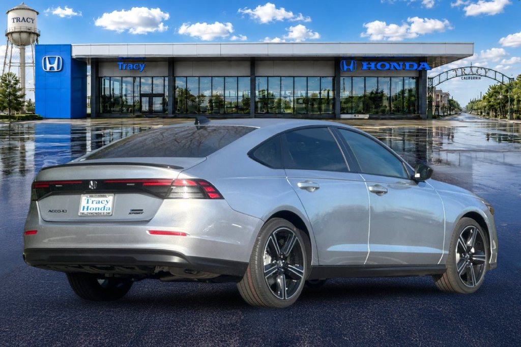 Used 2026 Honda Accord Sport image 6