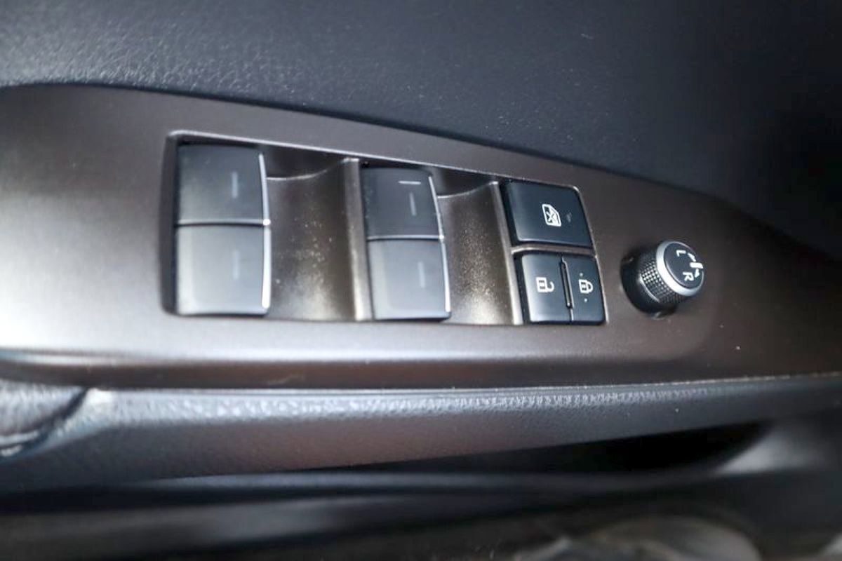 Used 2021 Toyota Camry XSE image 21