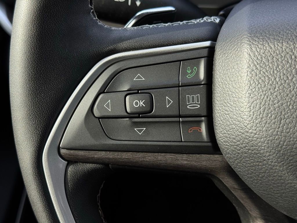 Used 2022 Jeep Grand Cherokee Limited 4xe image 35