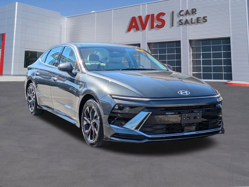 Used 2025 Hyundai Sonata SEL image 3