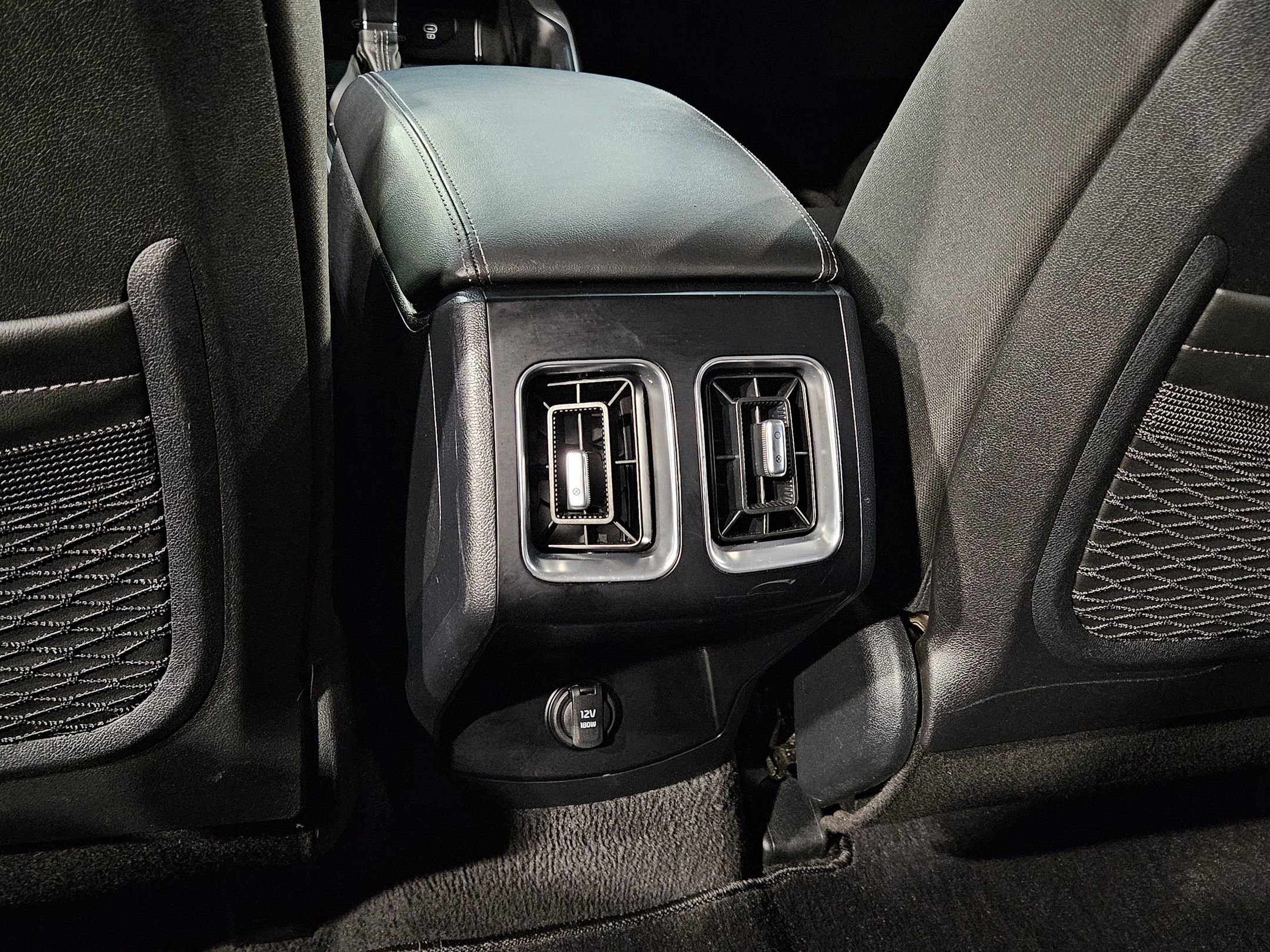 Used 2024 Kia Sorento LX image 35