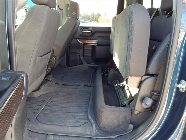 Used 2022 GMC Sierra 2500 SLE w/ SLE Value Package; image 12