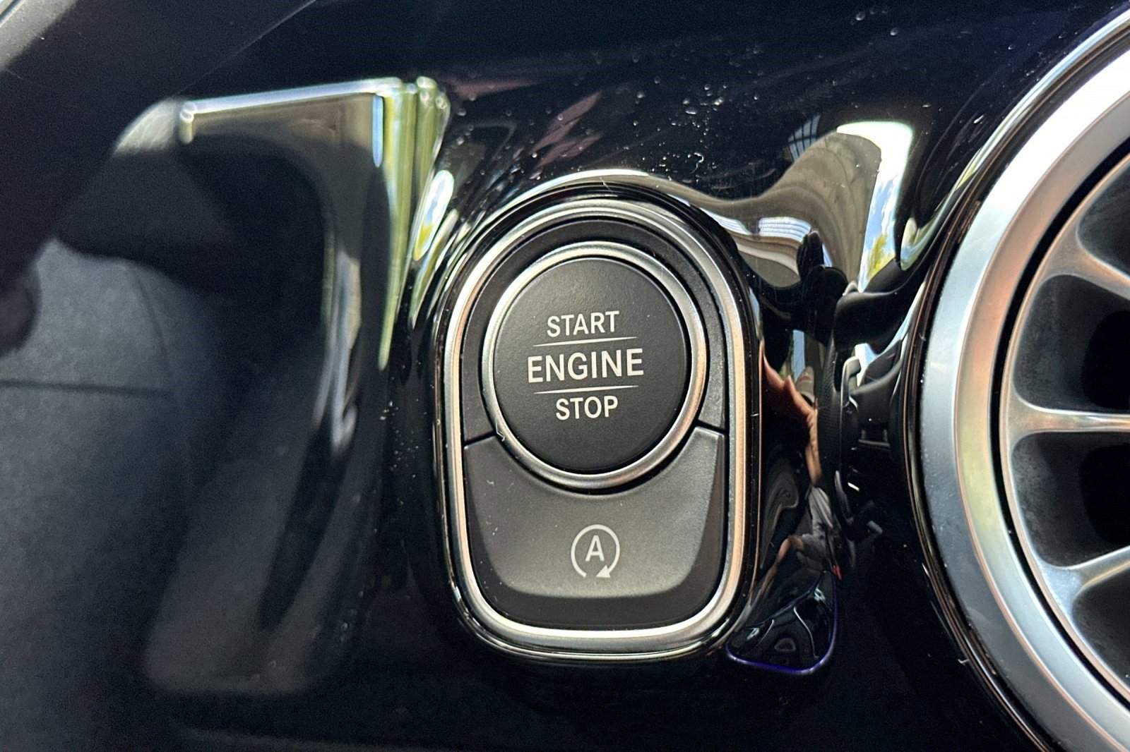 Certified 2025 Mercedes-Benz GLA 35 AMG 4MATIC image 34