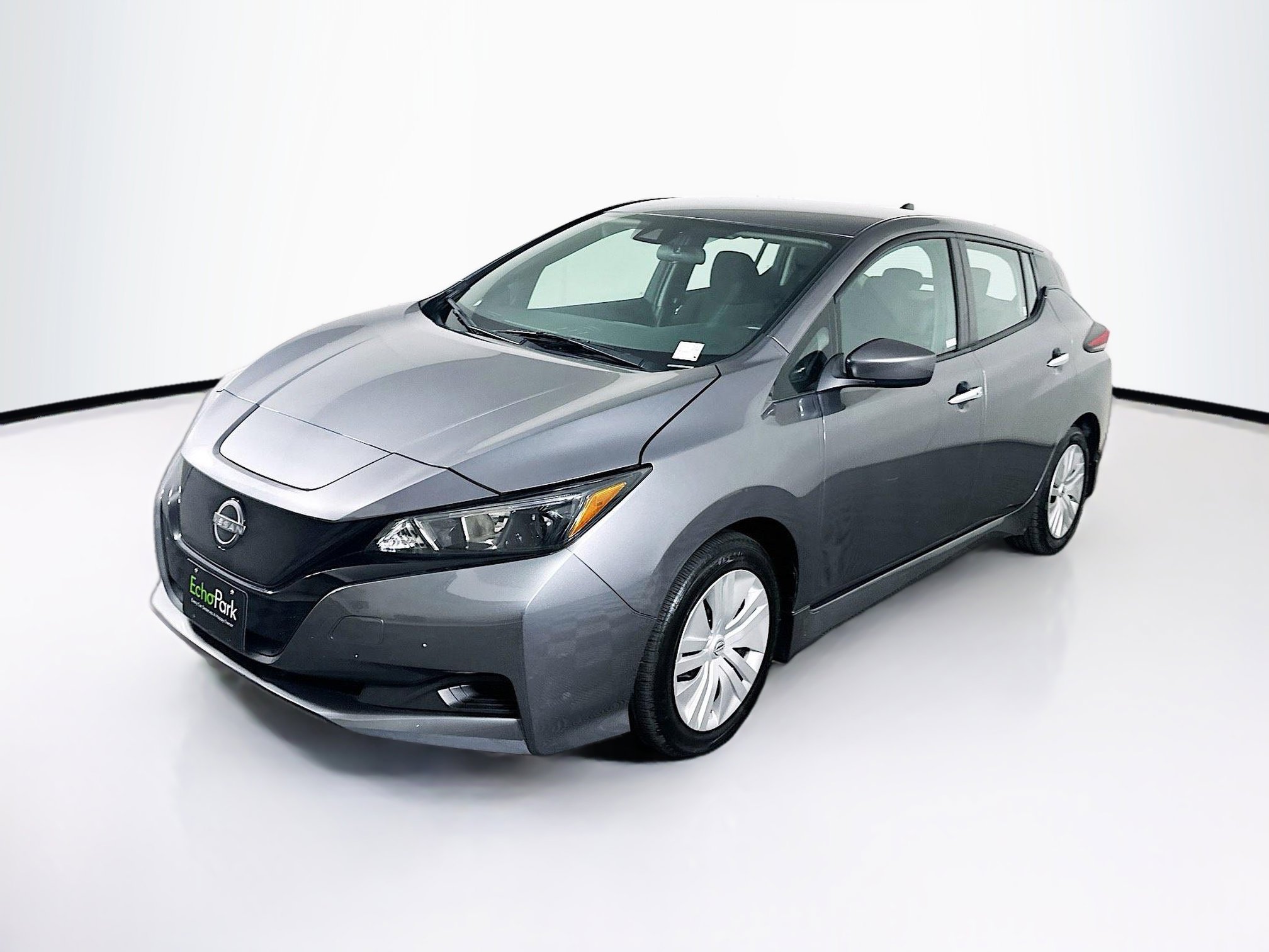 Used 2023 Nissan Leaf S FWD image 3