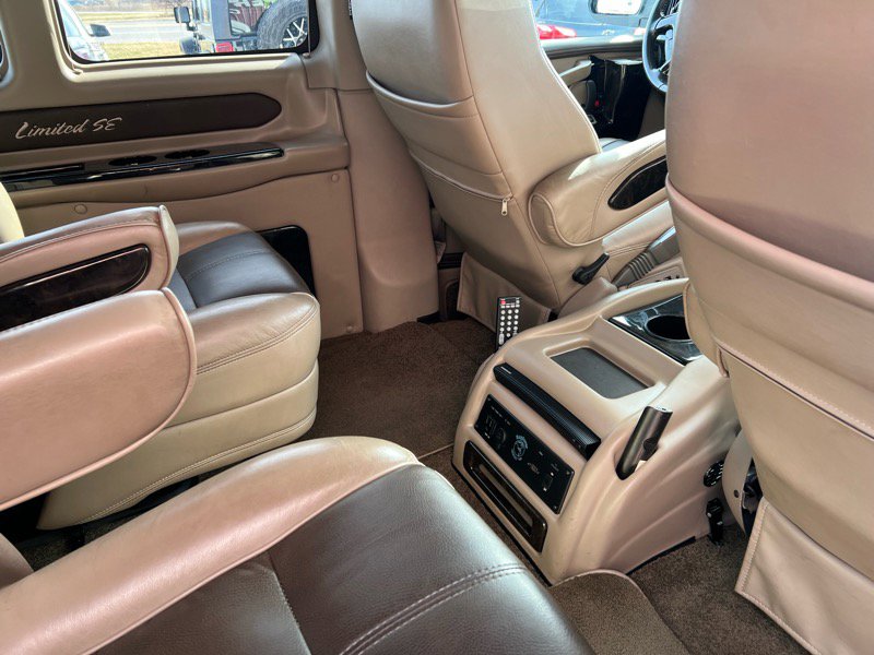 Used 2019 Chevrolet Express 2500 Extended w/ Enhanced Convenience Package image 12