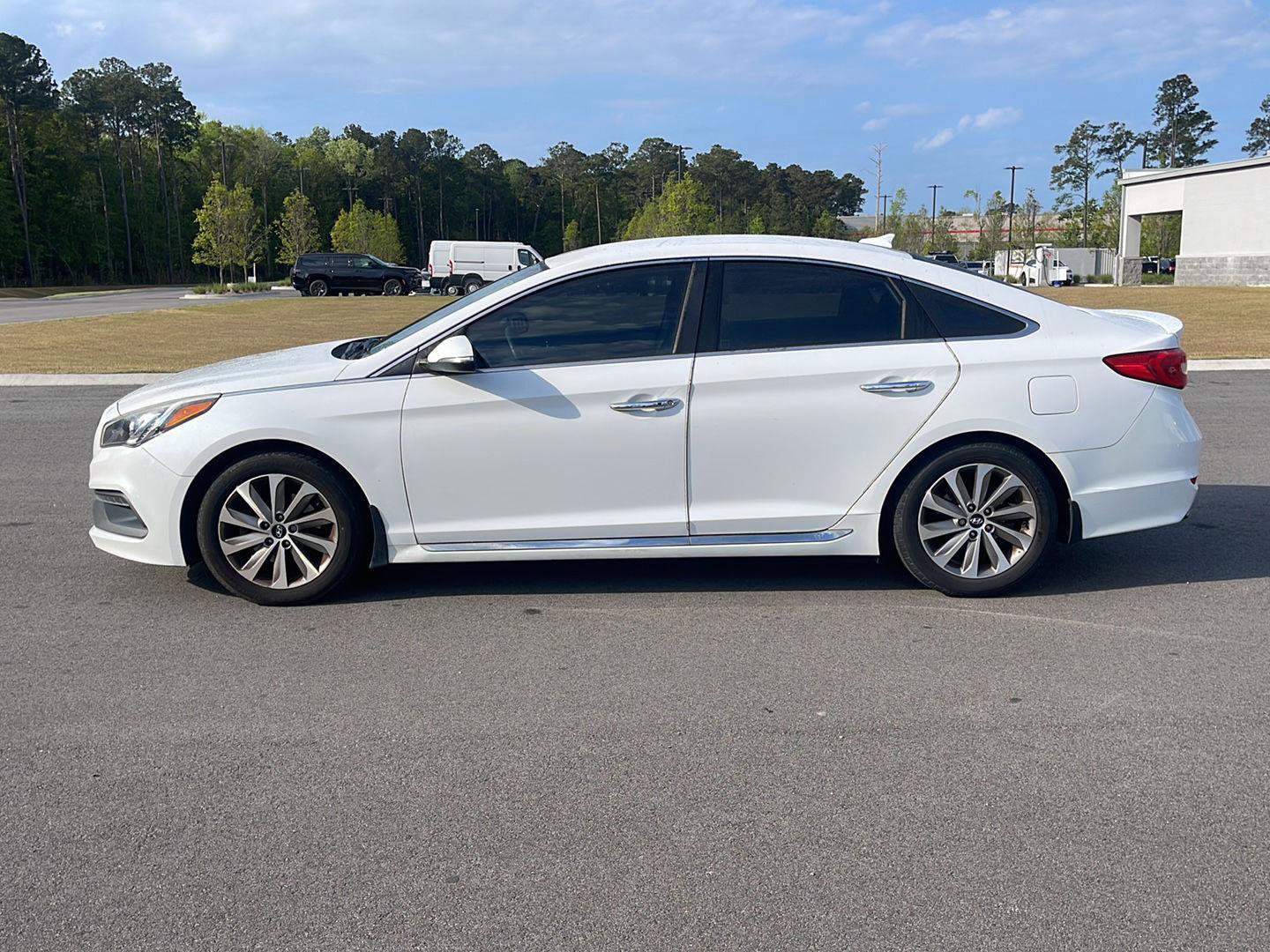 Used 2015 Hyundai Sonata Sport w/ Option Group 04 image 4