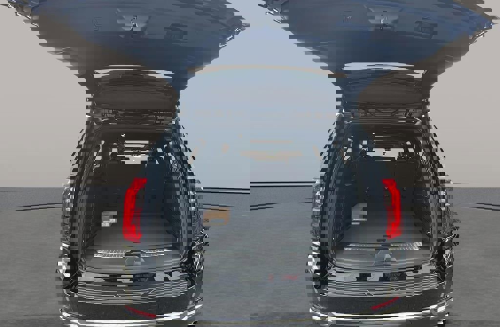 New 2026 GMC Yukon XL AT4 image 17