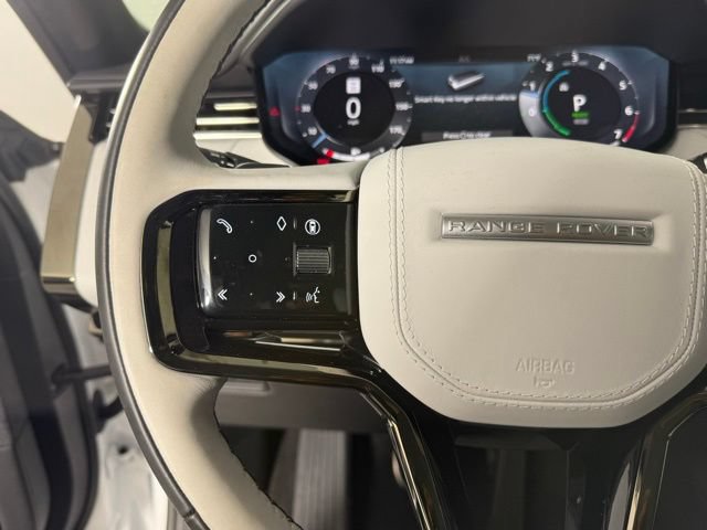 Used 2025 Land Rover Range Rover Sport Dynamic SE AWD/4WD image 17