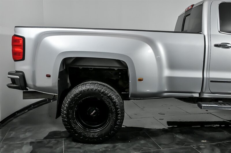 Used 2015 GMC Sierra 3500 Denali w/ Duramax Plus Package AWD/4WD image 10