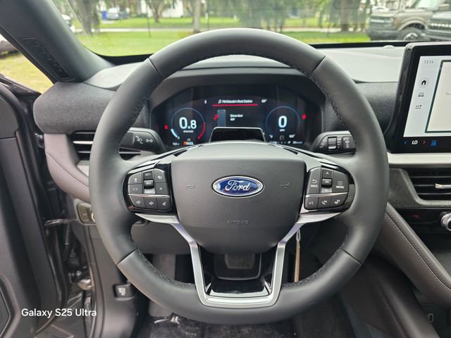 New 2026 Ford Explorer Platinum image 25