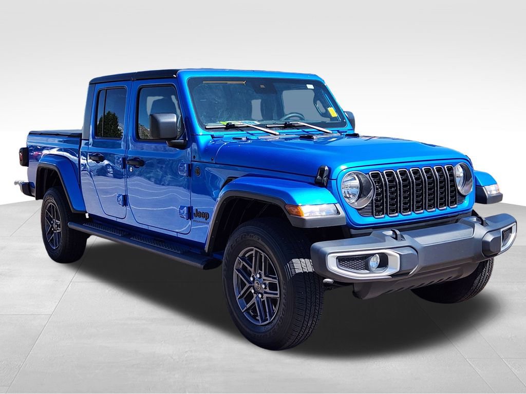 Used 2024 Jeep Gladiator Sport image 4