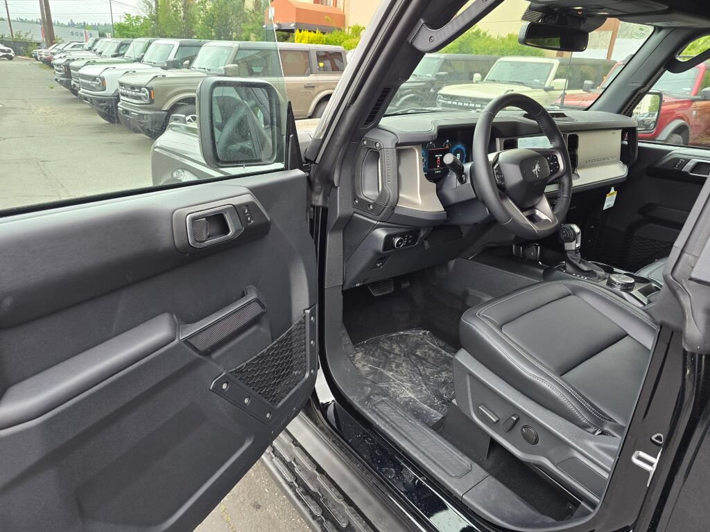 New 2026 Ford Bronco Outer Banks AWD/4WD image 17