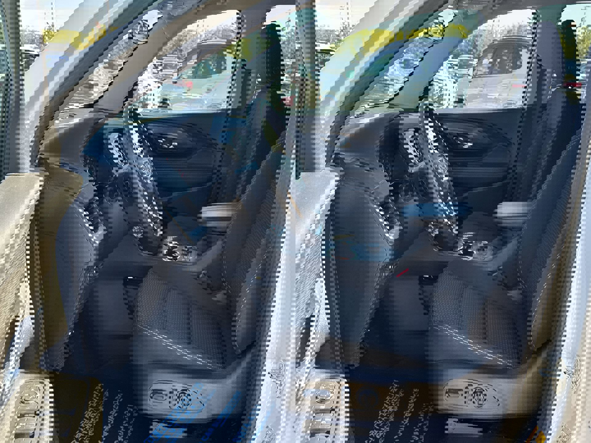 Certified 2023 GMC Terrain SLE w/ Driver Convenience Package image 19