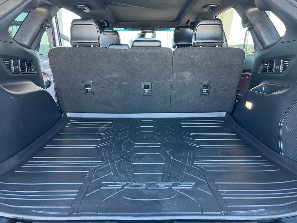 Used 2020 Ford Edge Titanium w/ Equipment Group 301A image 15