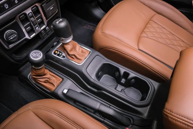 Used 2024 Jeep Wrangler Unlimited Sport image 70