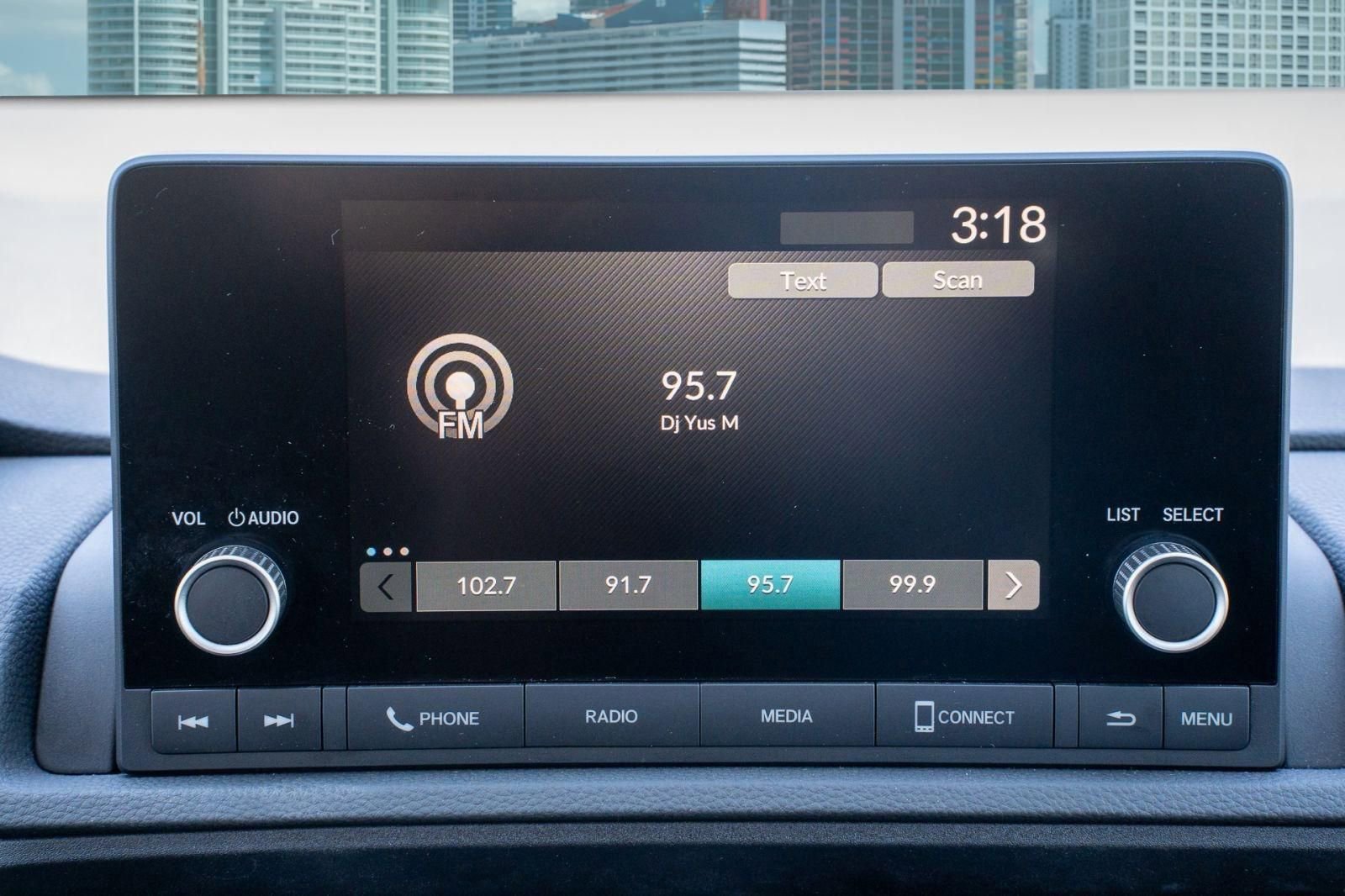 Certified 2024 Honda CR-V EX image 17