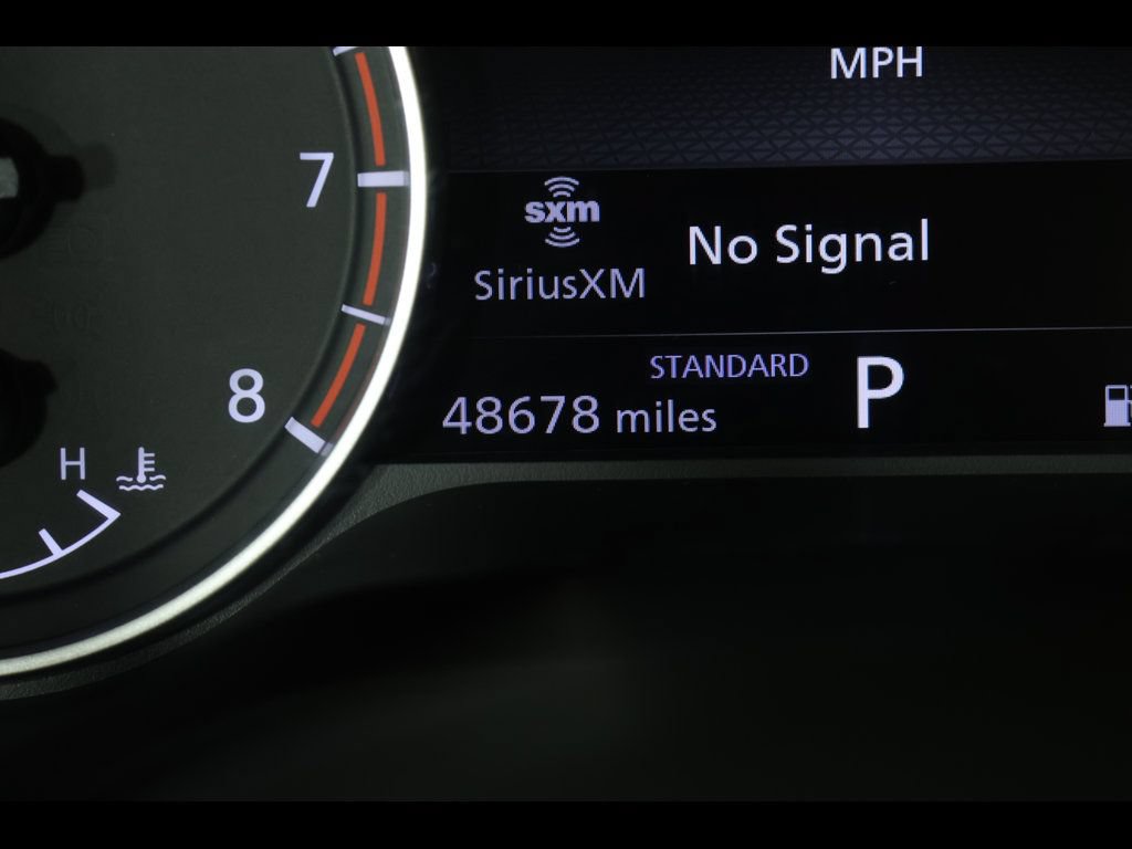 Used 2024 Nissan Rogue SV FWD image 25