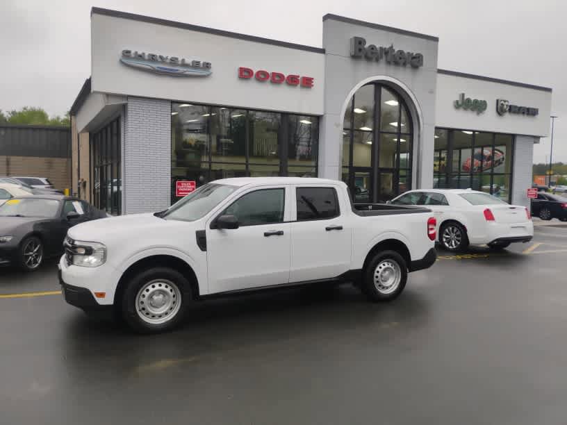Used 2022 Ford Maverick XL w/ Equipment Group 100A Standard AWD/4WD image 1